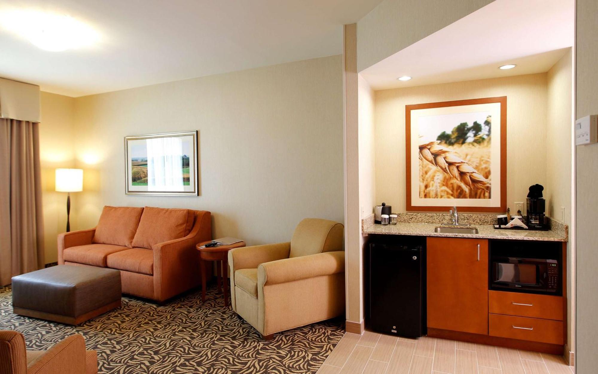 Hilton Garden Inn Cedar Falls Conference Center Exteriér fotografie