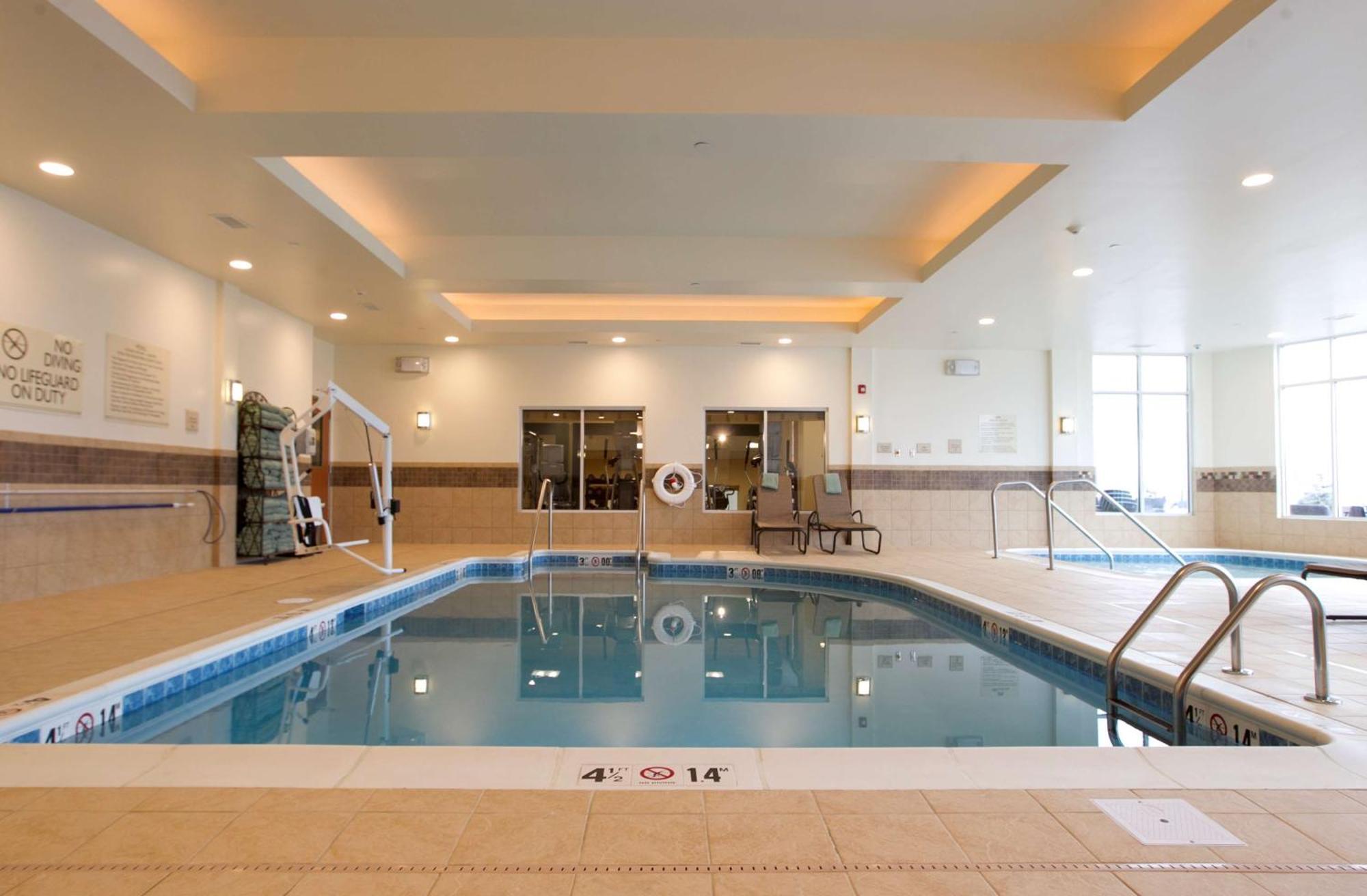 Hilton Garden Inn Cedar Falls Conference Center Exteriér fotografie